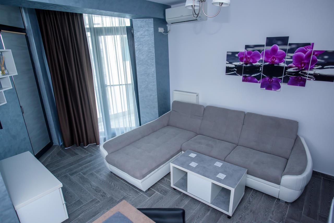 Constantinos Apartment Mamaia Nord Năvodari Kültér fotó