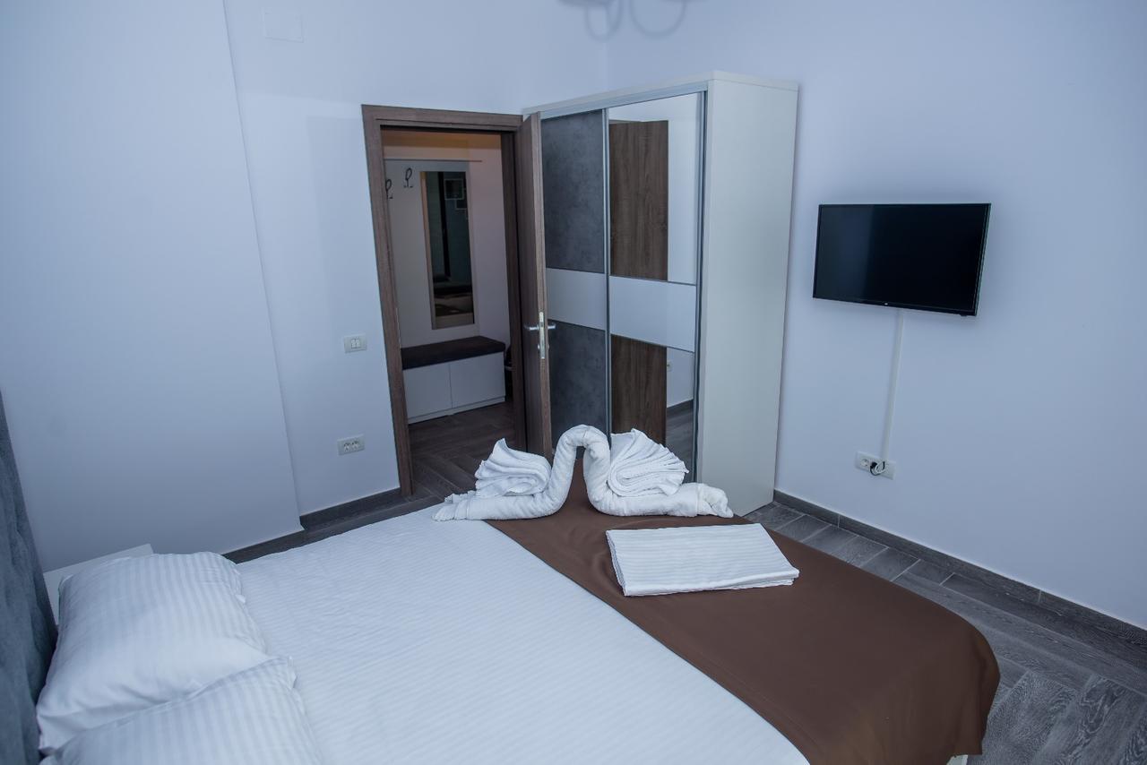 Constantinos Apartment Mamaia Nord Năvodari Kültér fotó